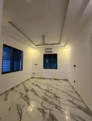 3bdrm House in Lakeside Estate for sale