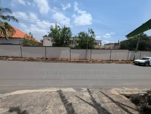 8bdrm House in Tantra for rent