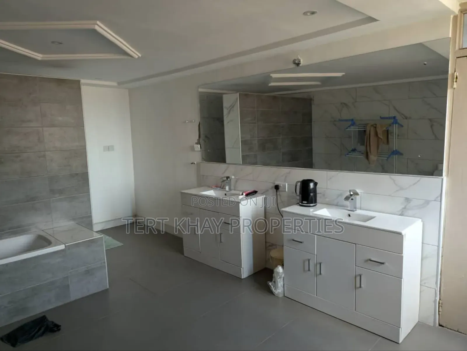 8bdrm House in Tantra for rent