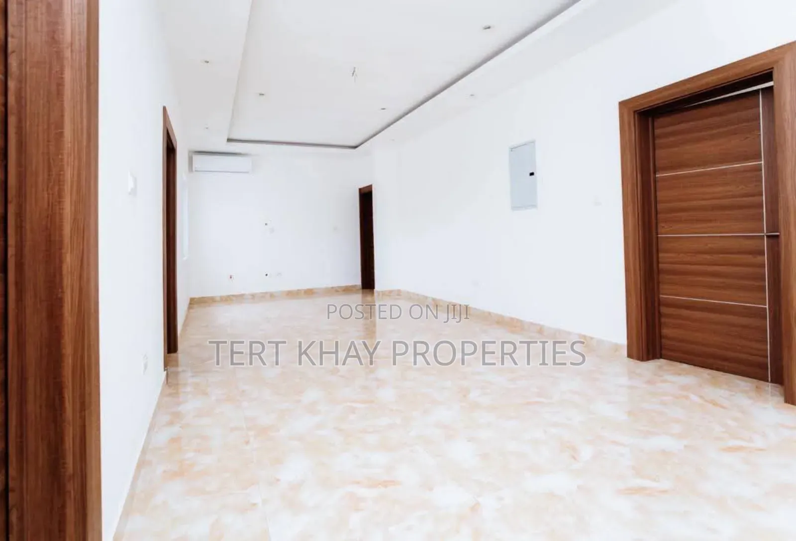 5bdrm House in East Legon for sale