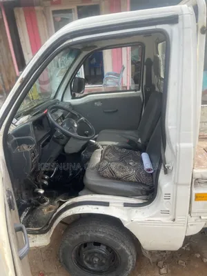 Daihatsu Hijet (Abossey Okain Macho)