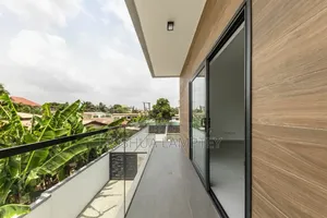 3bdrm House in Adenta Ssnits Flat for sale