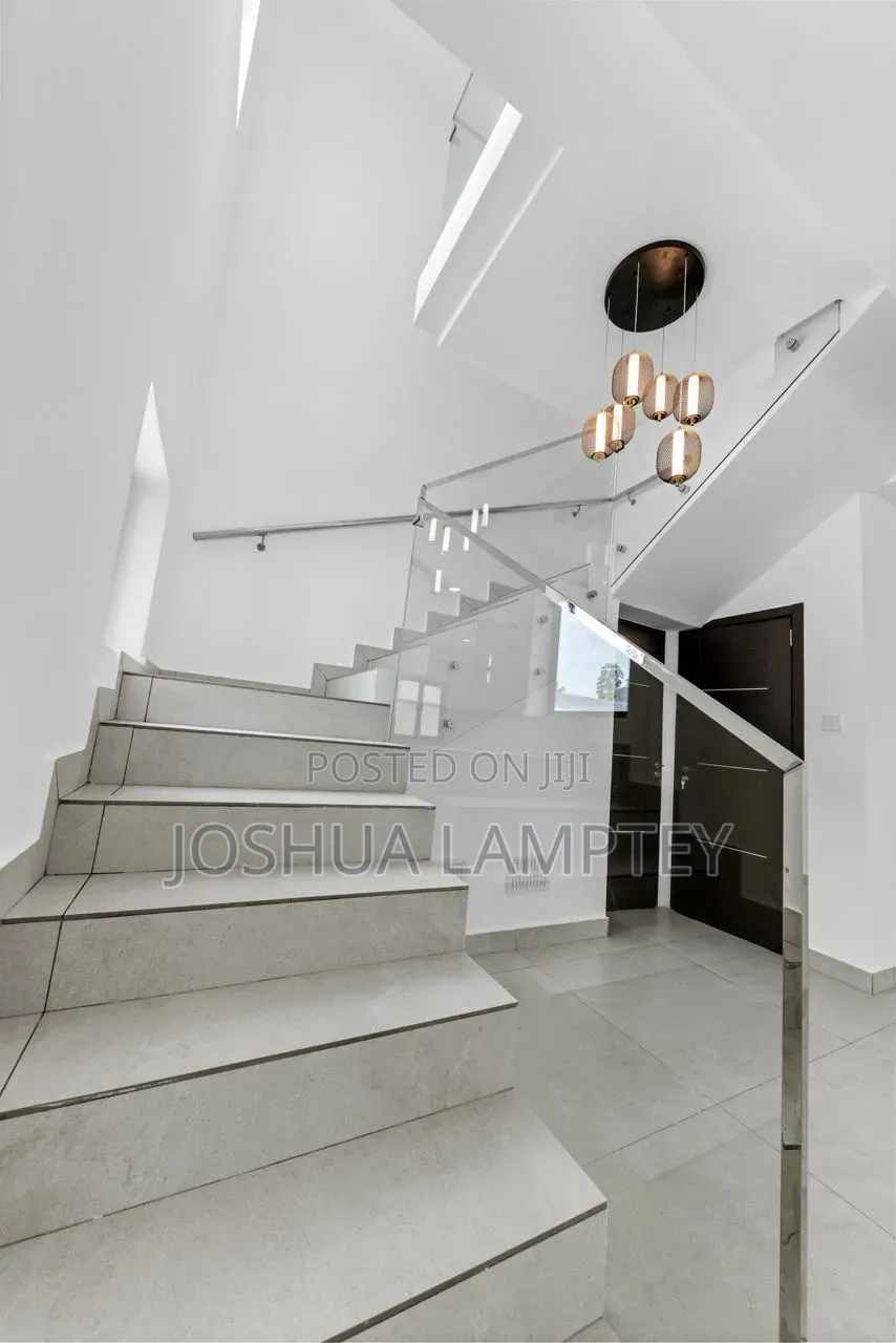 3bdrm House in Adenta Ssnits Flat for sale
