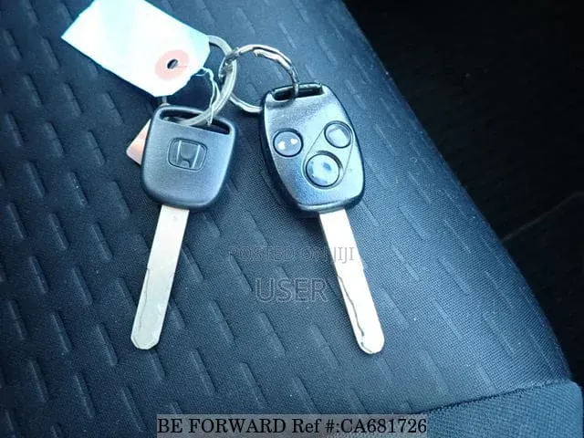Honda Freed 2013 Pearl