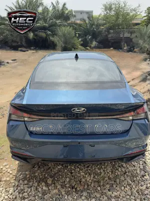 Hyundai Elantra 2021 Blue