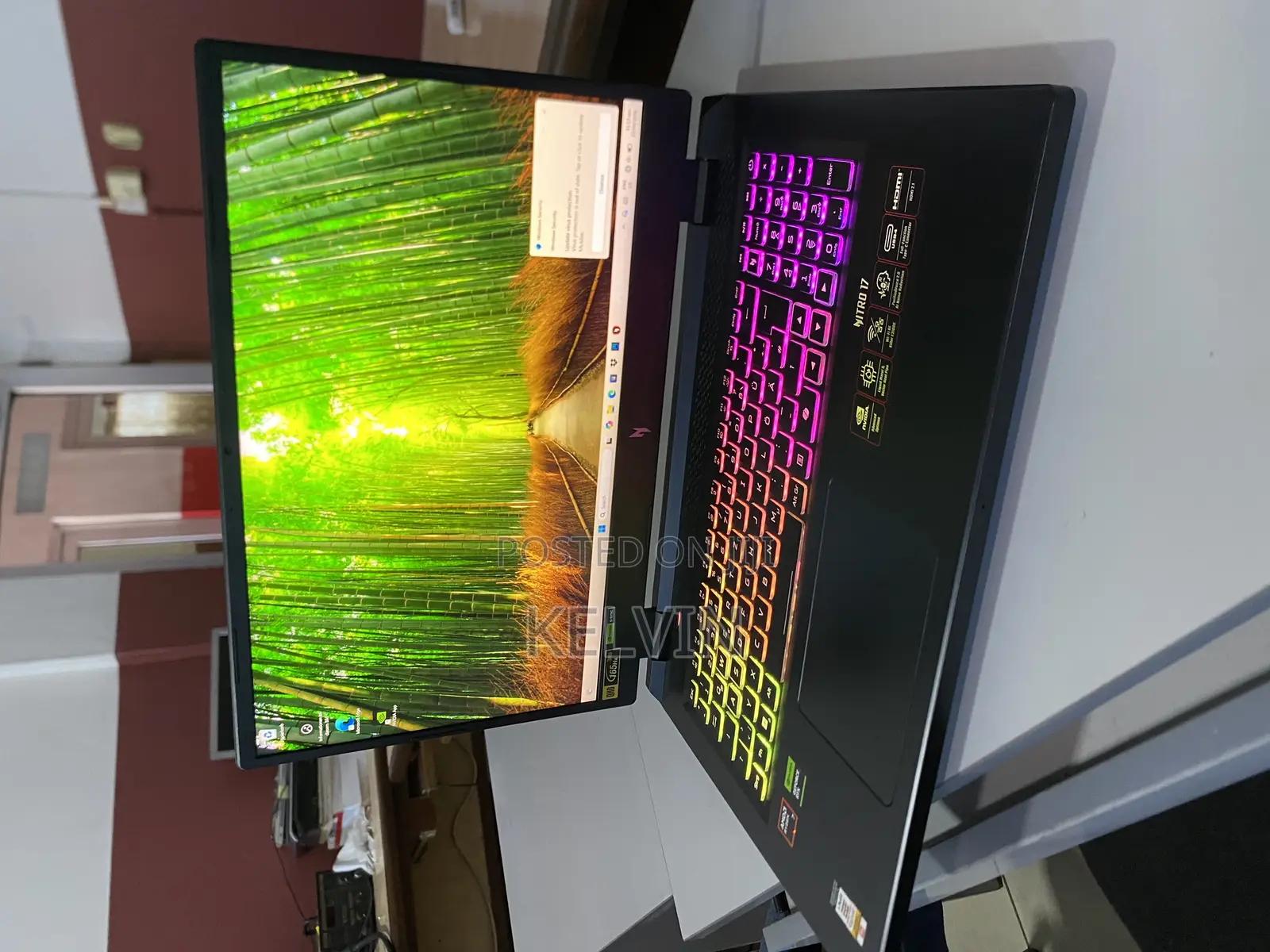 Laptop Acer Nitro 17 16GB AMD Ryzen 7 SSD 1T