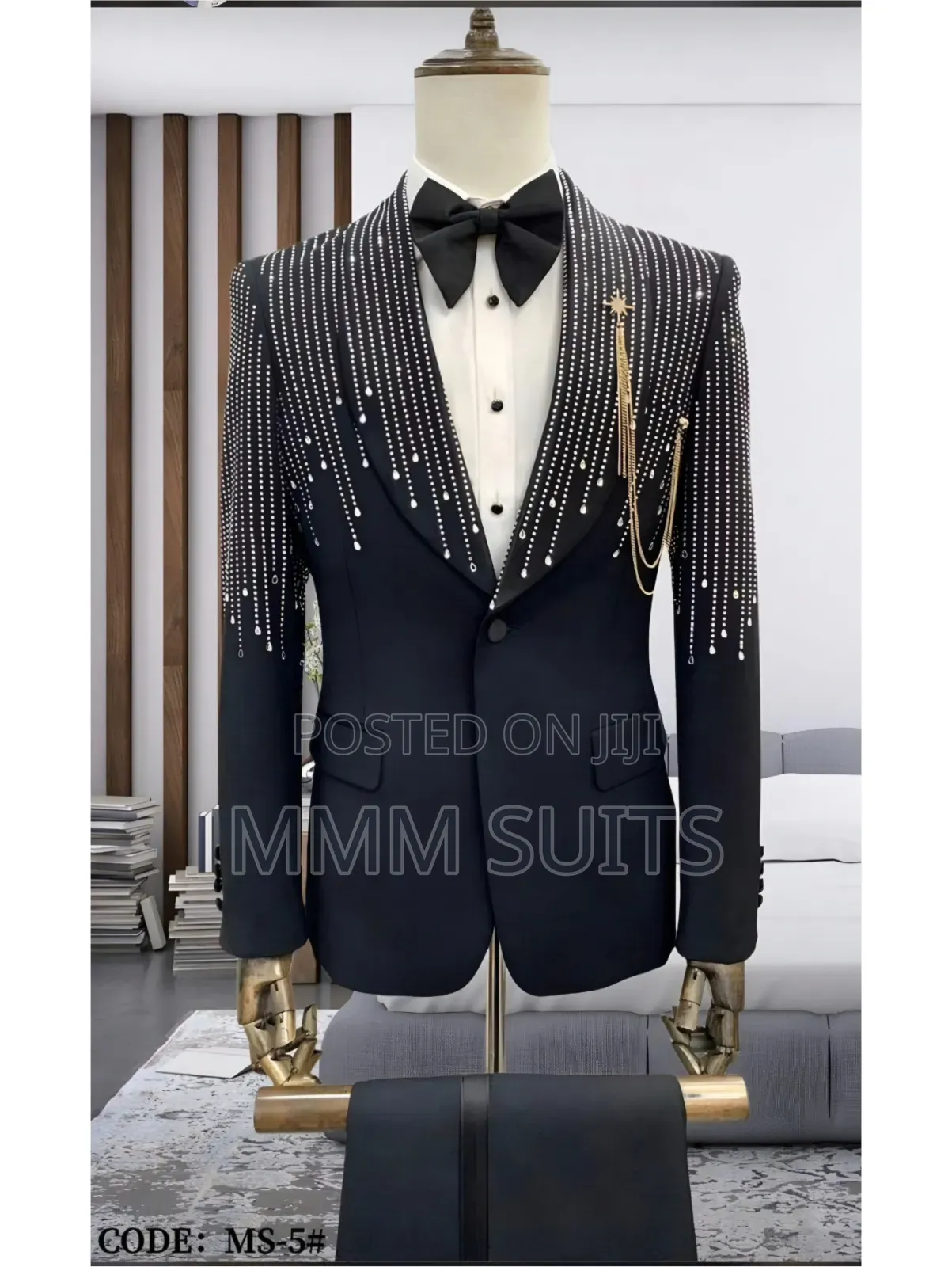Eloquent Shoulder Stoned 3-Piece Turkish Designer Men Suit in Black