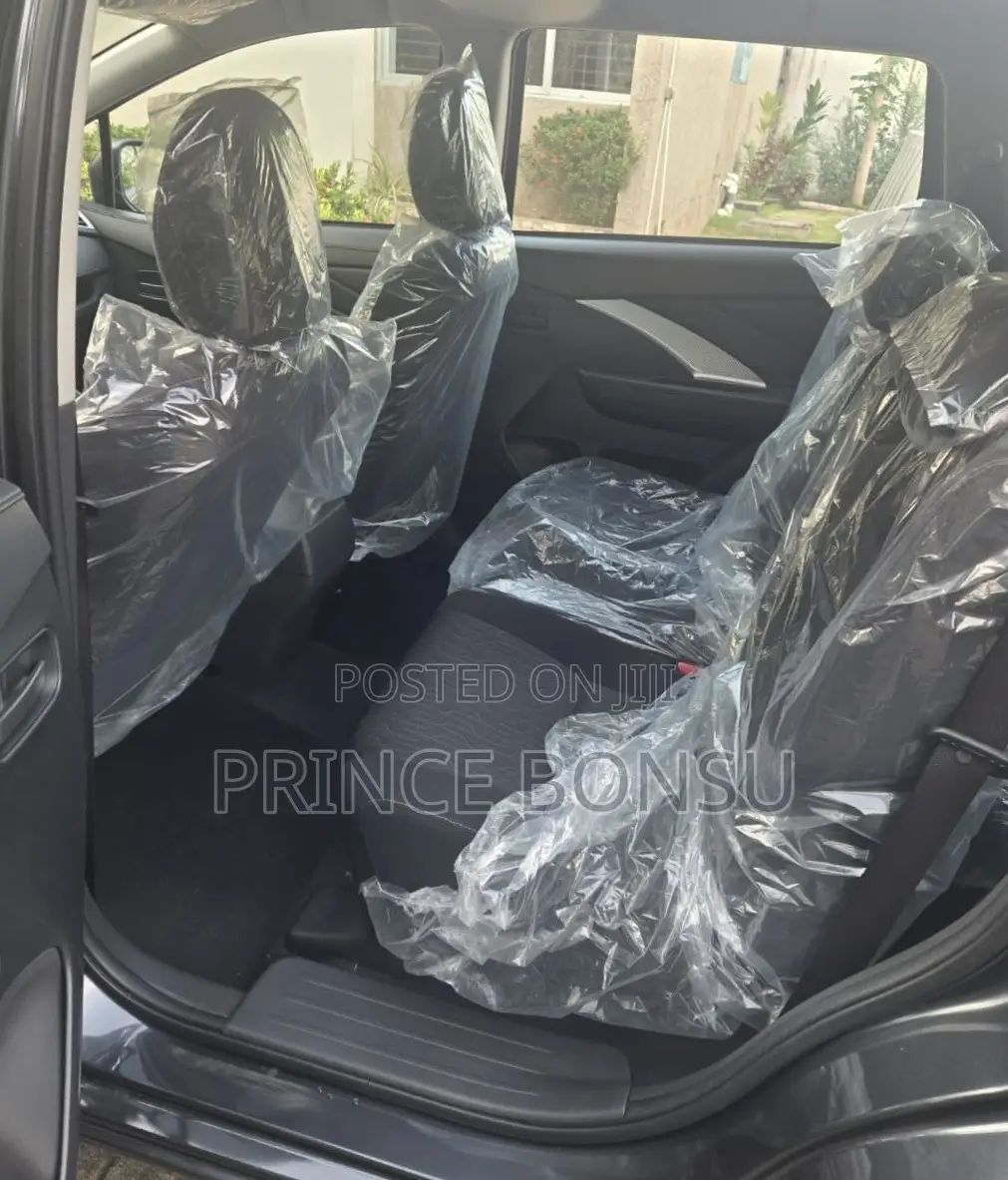 New Mitsubishi Xpander 2026 Gray