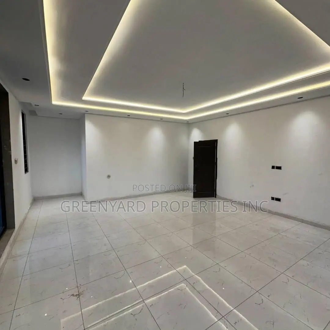 4bdrm House in Hills, East Legon for sale
