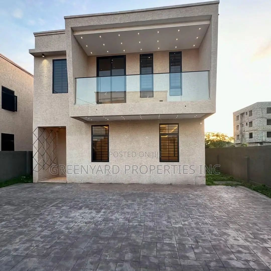 4bdrm House in Hills, East Legon for sale