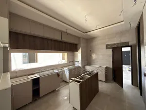 4bdrm House in Baatsona Total for sale