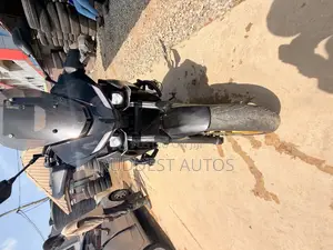 Yamaha 2021 Black