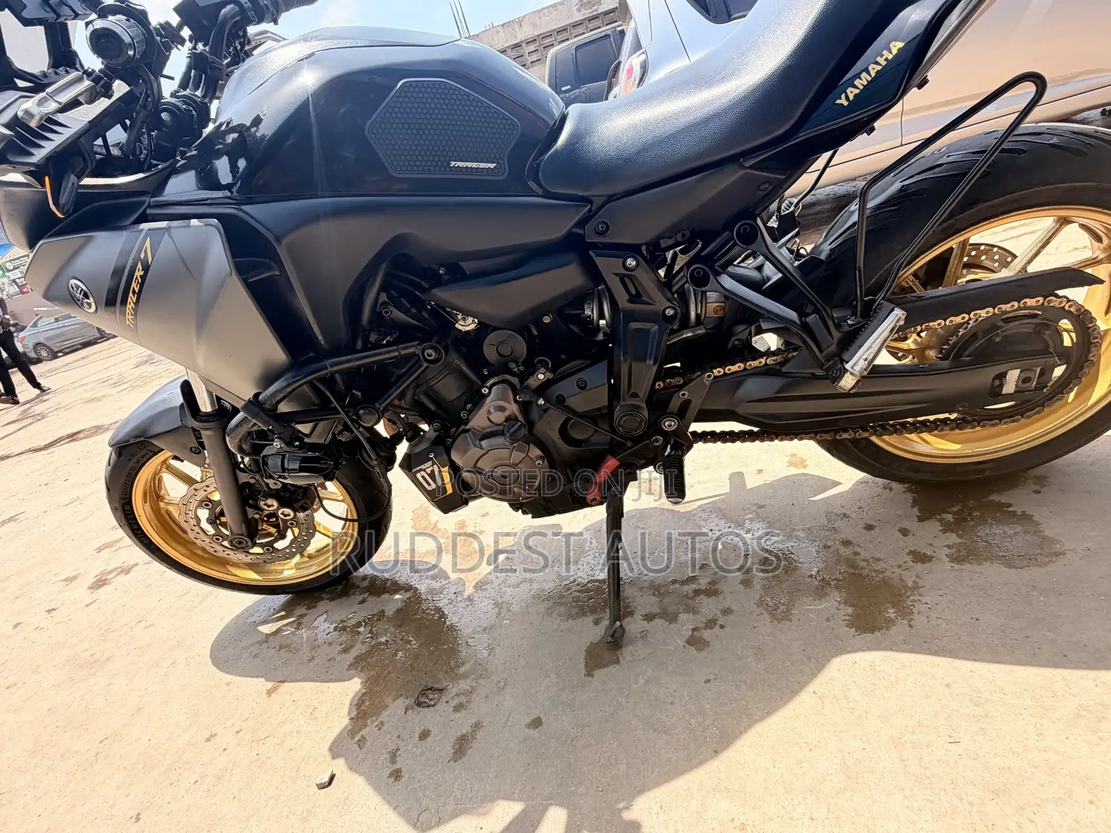 Yamaha 2021 Black