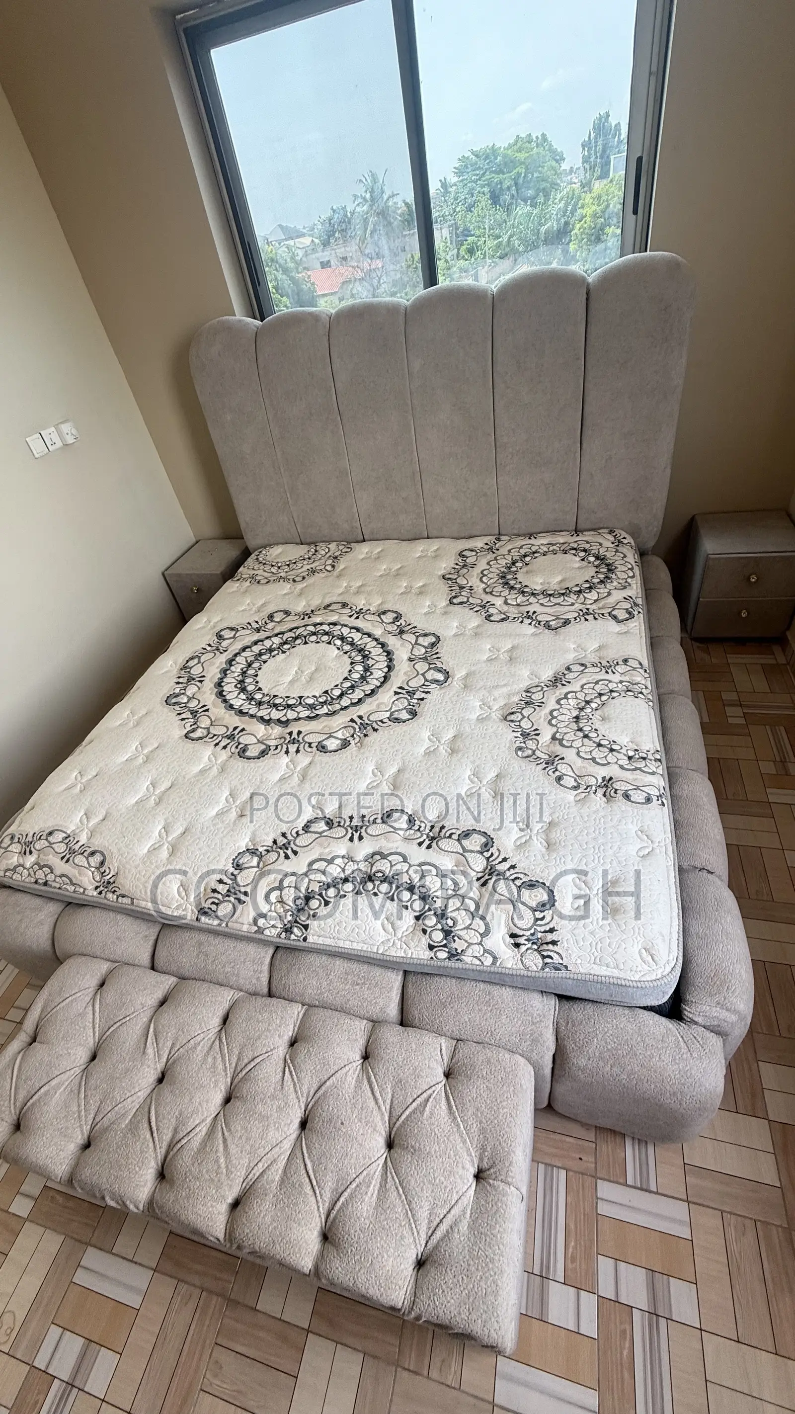 Queen Size Extra Mattress With a Bedframe, Ottoman and Two Drawers