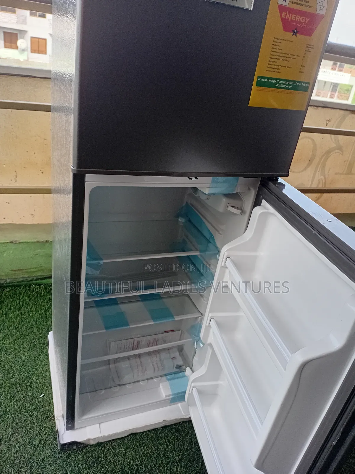 Westpool 80l Mini Refrigerator – Perfect for Limited Spaces