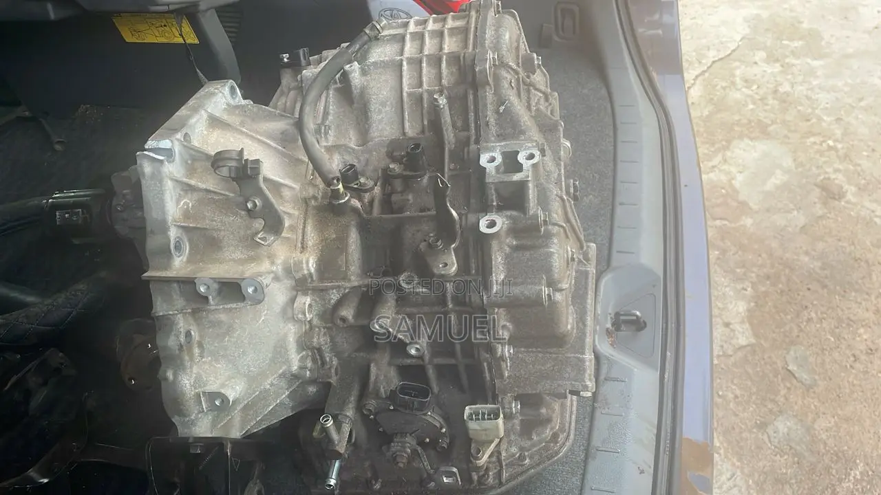 Gear Box 4x4 Toyota Voxy 2008