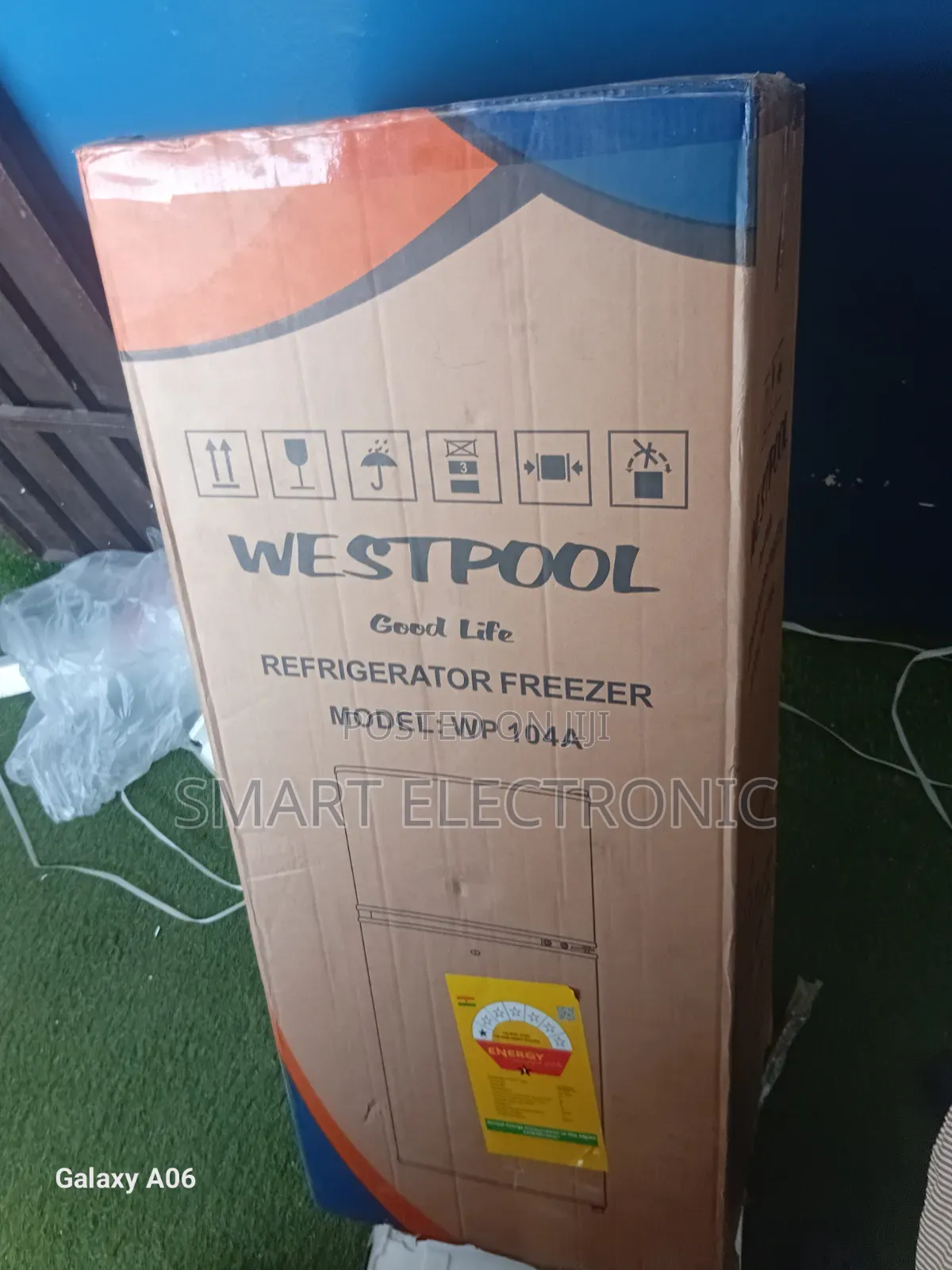 Westpool 80l Refrigerator – Space-Saving Cooling Solution