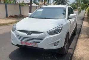 Hyundai Tucson GLS AWD 2015 White