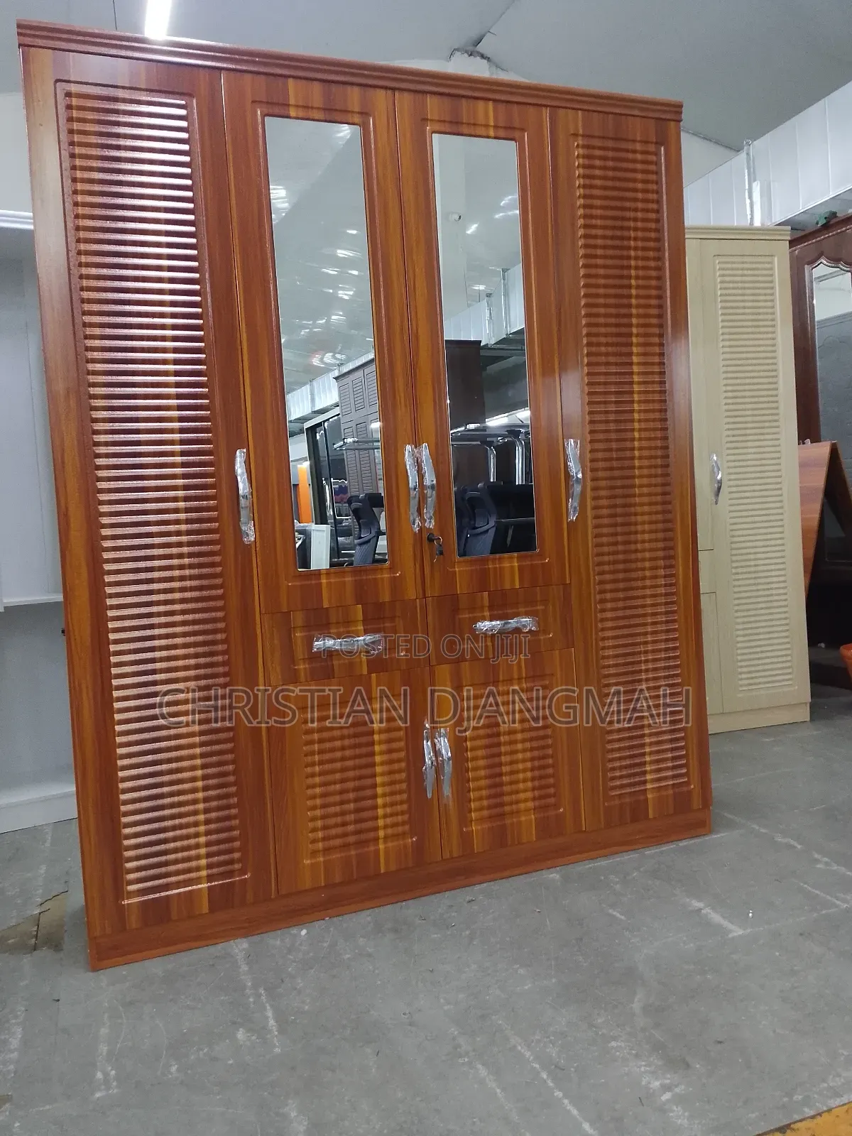 Ultra Modern Four Doors Wardrobe