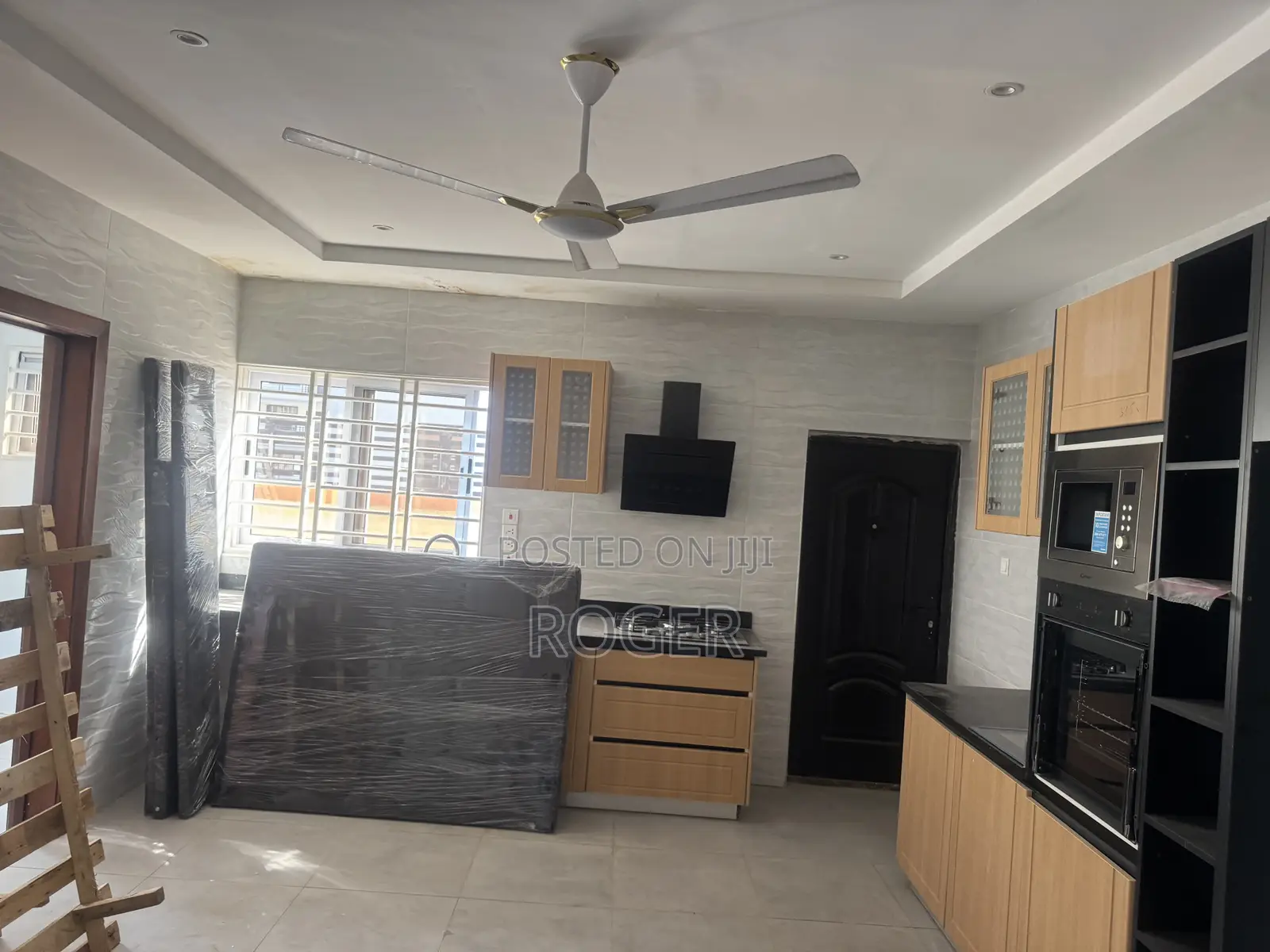 3bdrm House in Achimota Mile 7 for rent