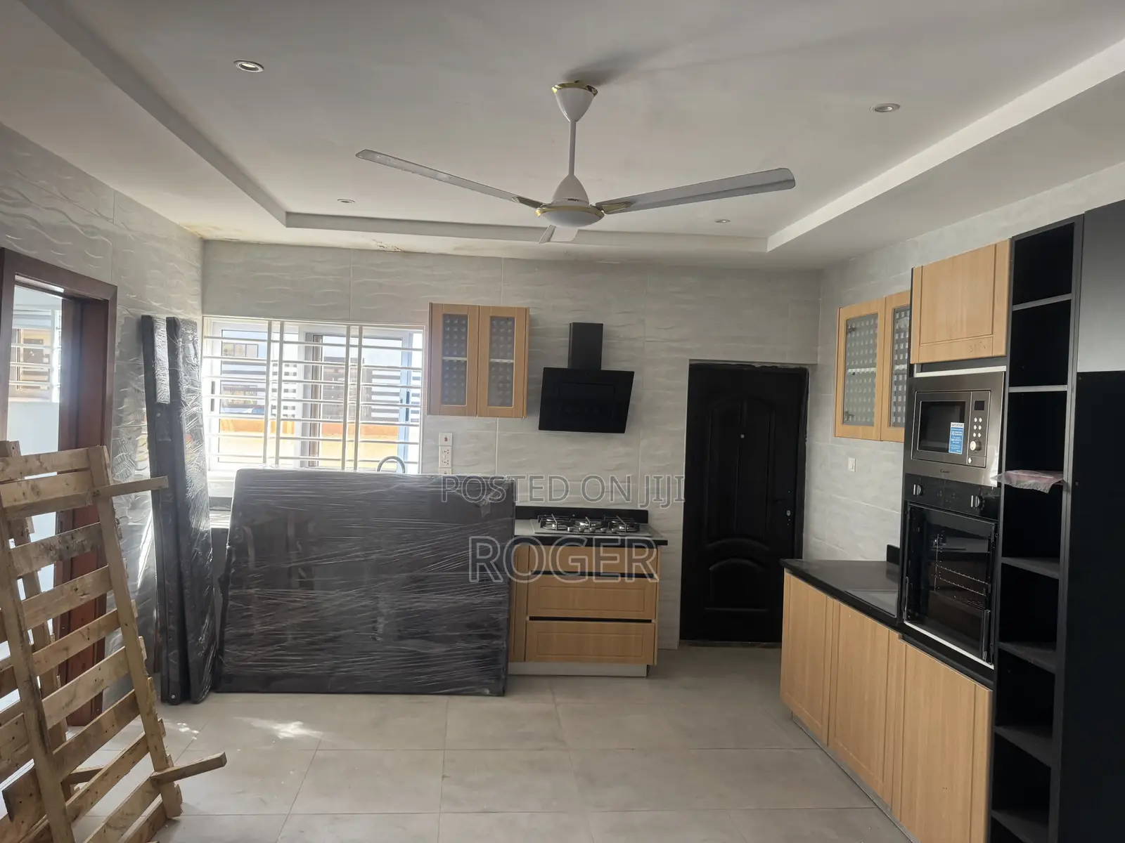 3bdrm House in Achimota Mile 7 for rent
