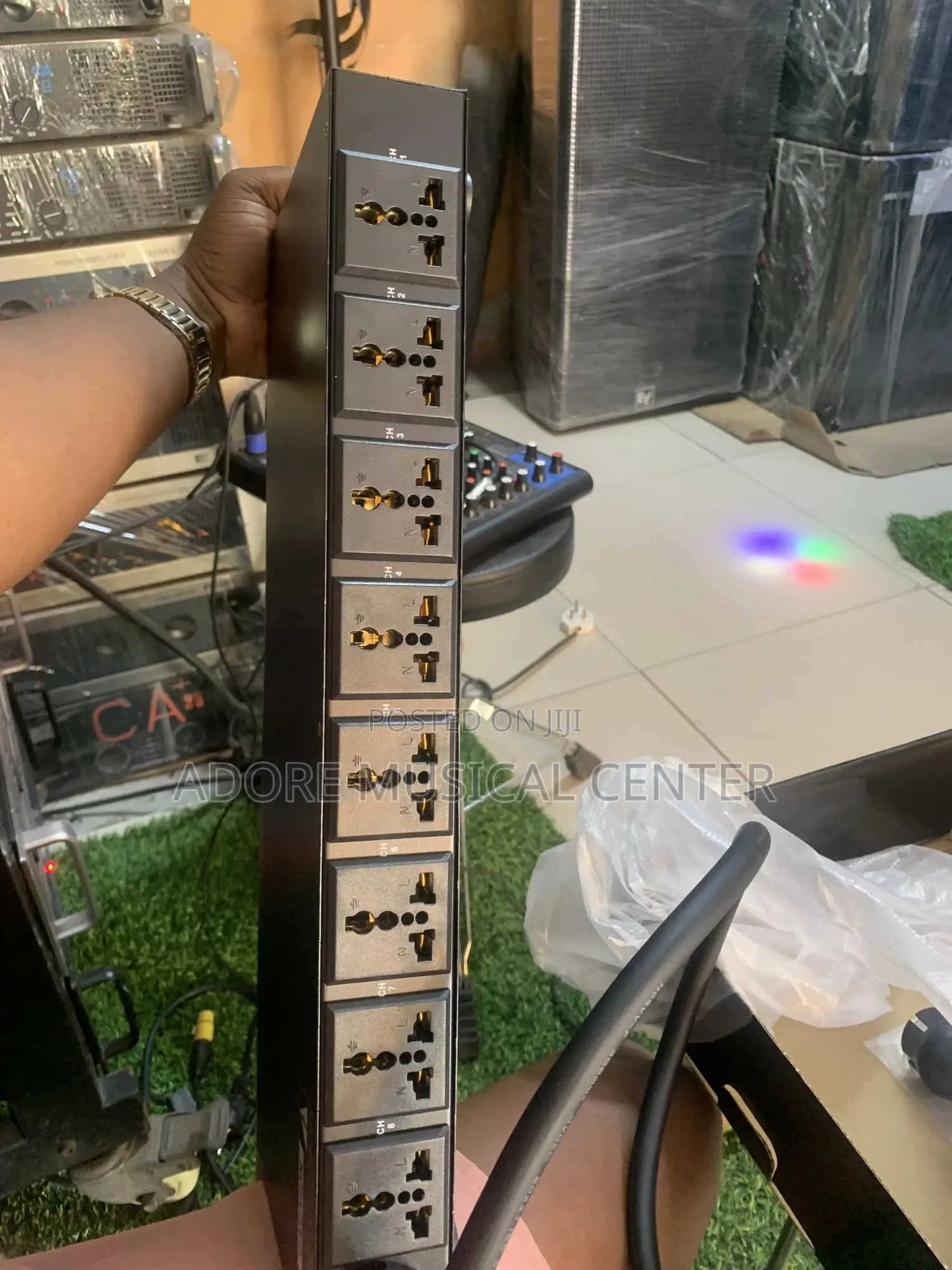 Yamaha Ym5000 8channels Power Sequencer