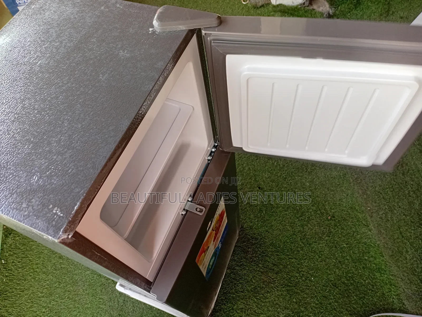 Westpool 80l Fridge – Compact Size for Modern Living