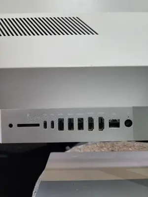 Desktop Computer HP Pavilion 24 8GB AMD Ryzen 5 HDD+SSD 1.5T