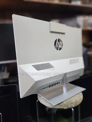 Desktop Computer HP Pavilion 24 8GB AMD Ryzen 5 HDD+SSD 1.5T