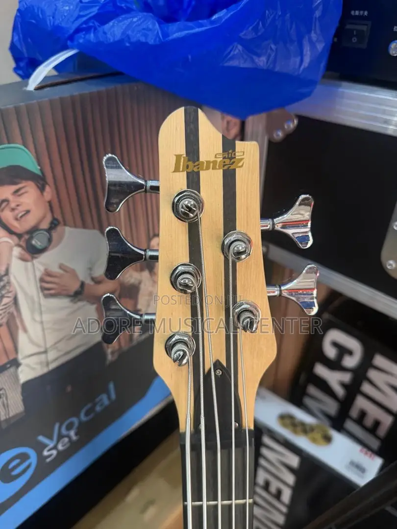 Ibanez Gio Active Bass Guitar 5strings