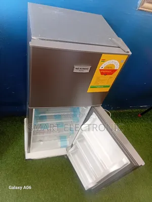Westpool 80l Refrigerator – Practical, Stylish, Efficient