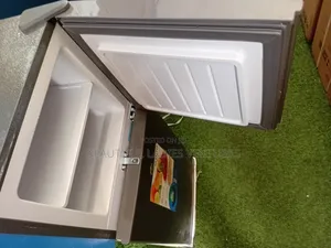 Westpool 80l Refrigerator – Practical Cooling for Everyday Needs