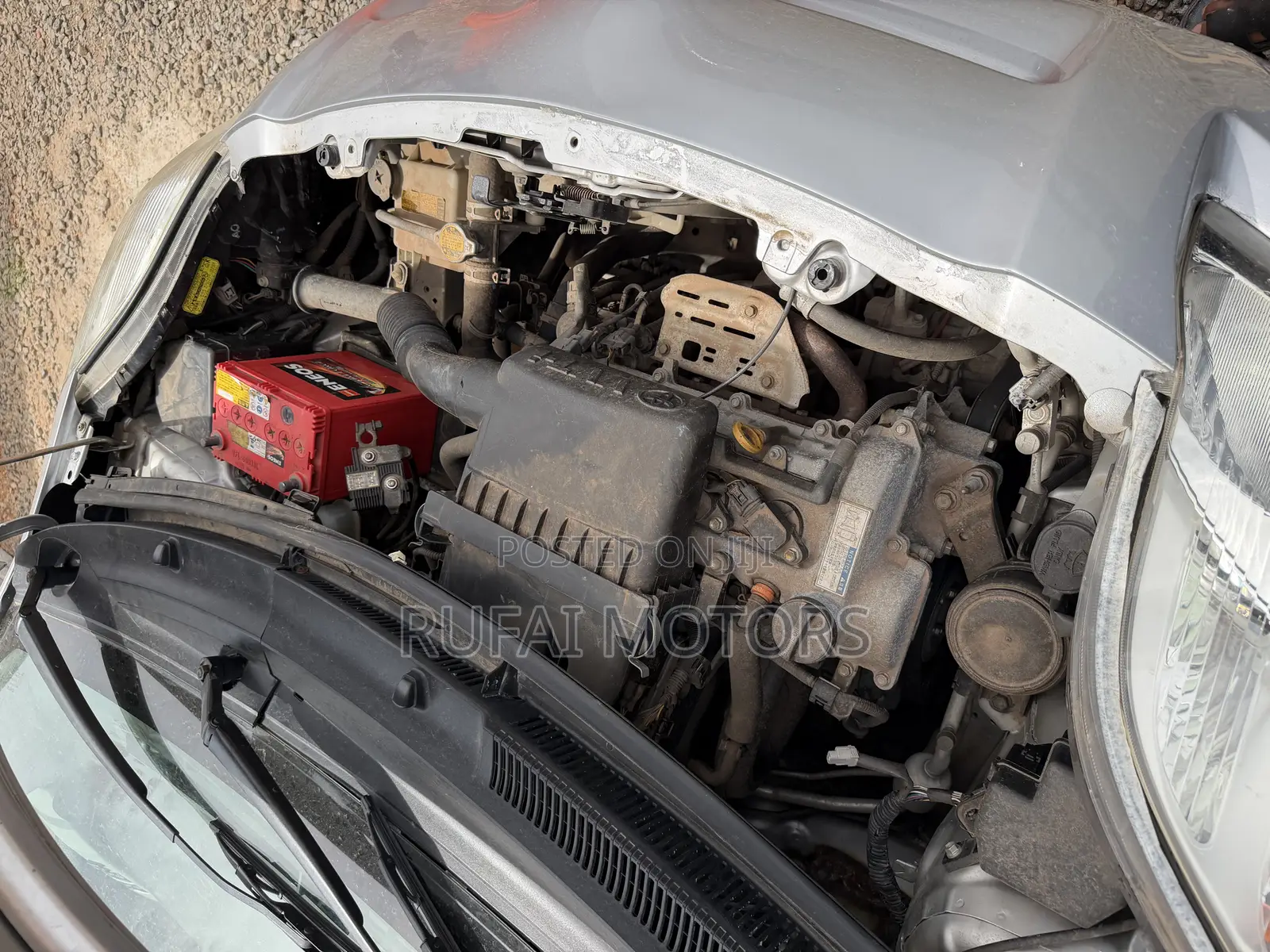 Toyota Vitz 1.5 FWD 5dr 2010 Silver