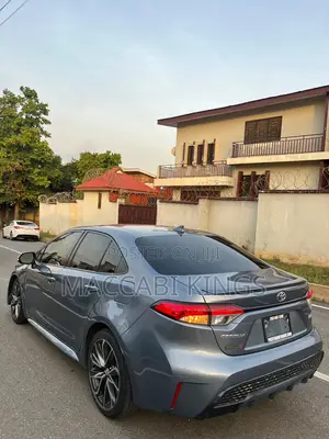 Toyota Corolla SE 2020 Blue