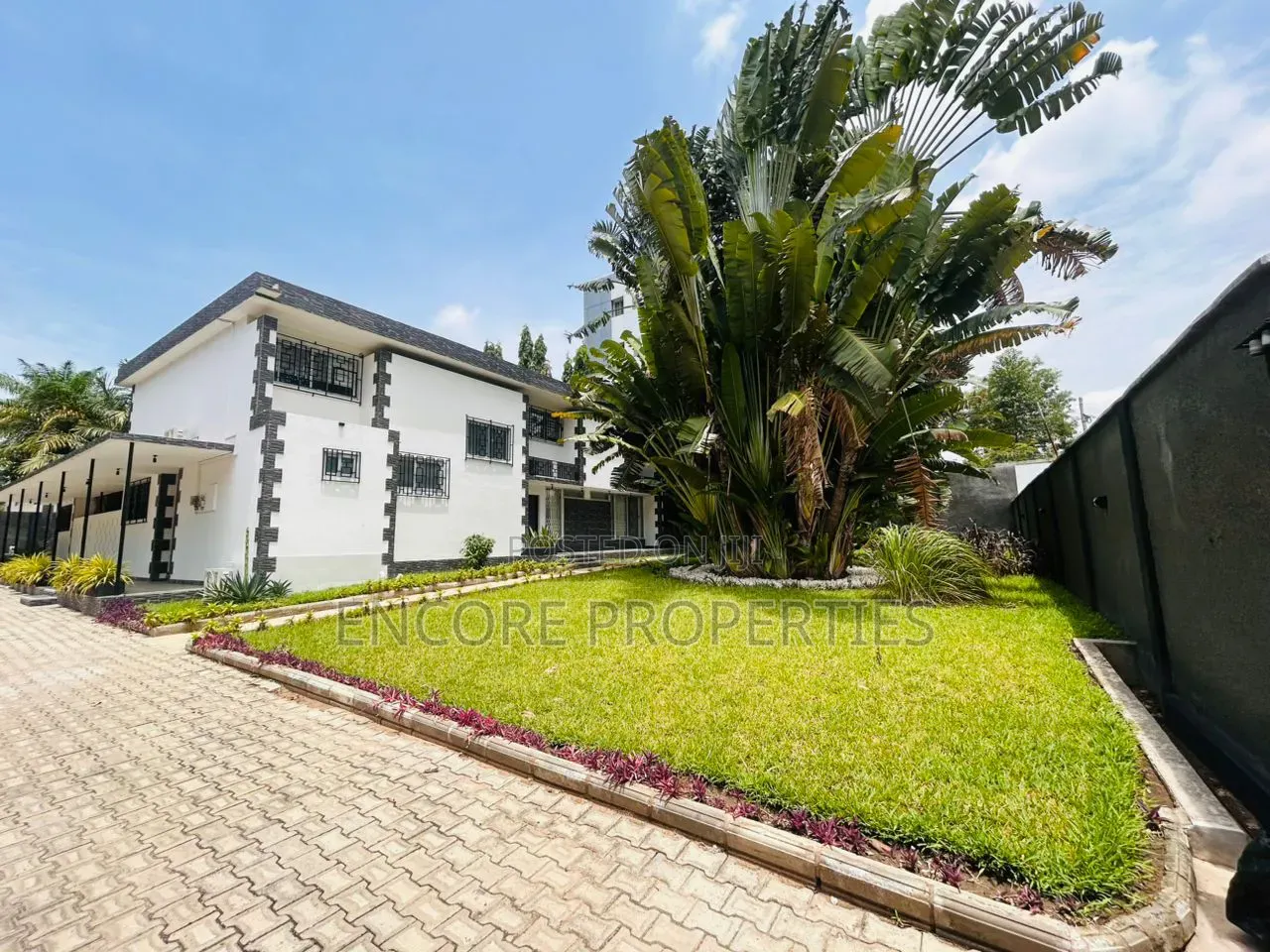4bdrm House in Cantonments, US Embassy Area for rent