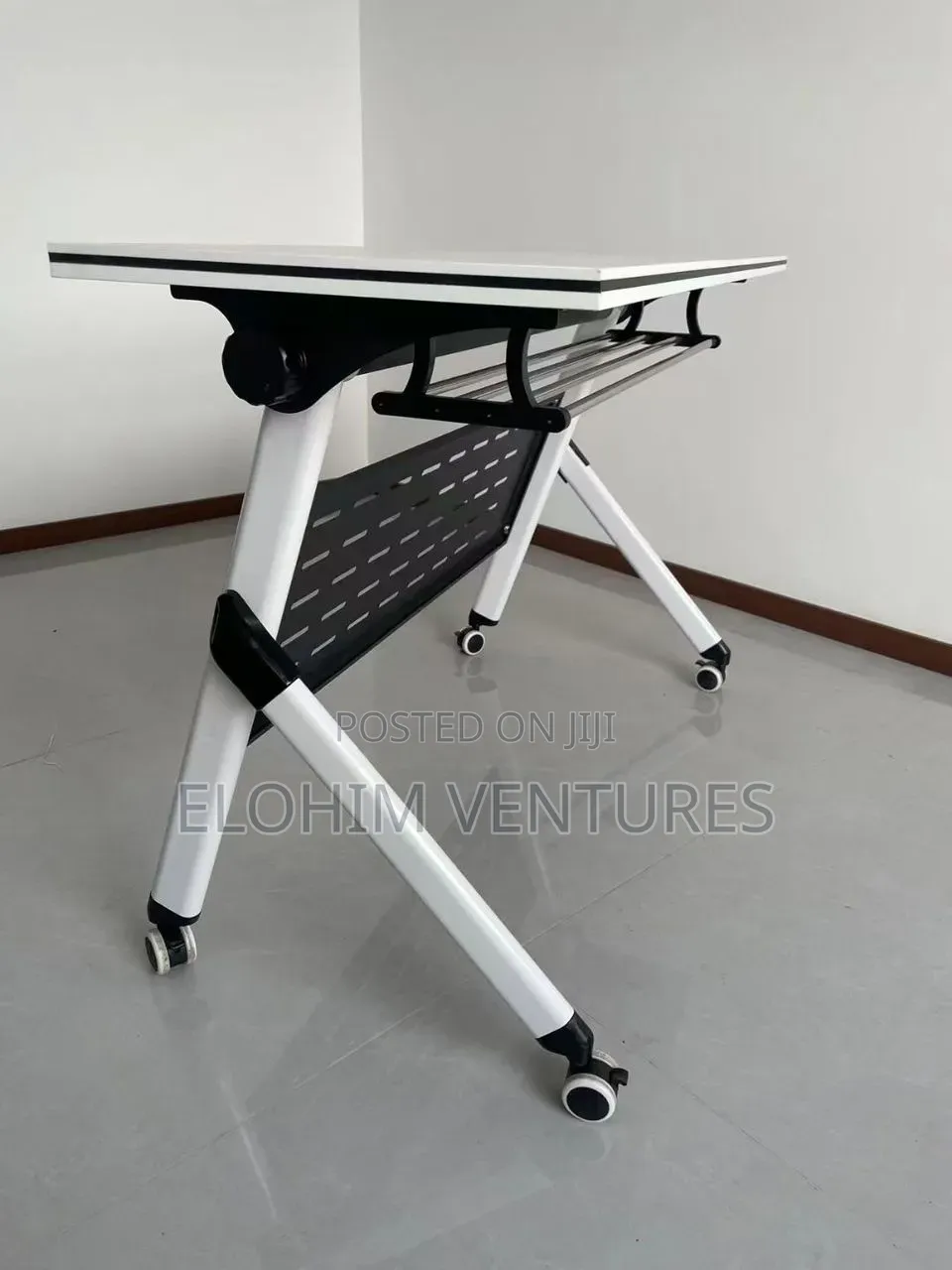 Foldable Study Table