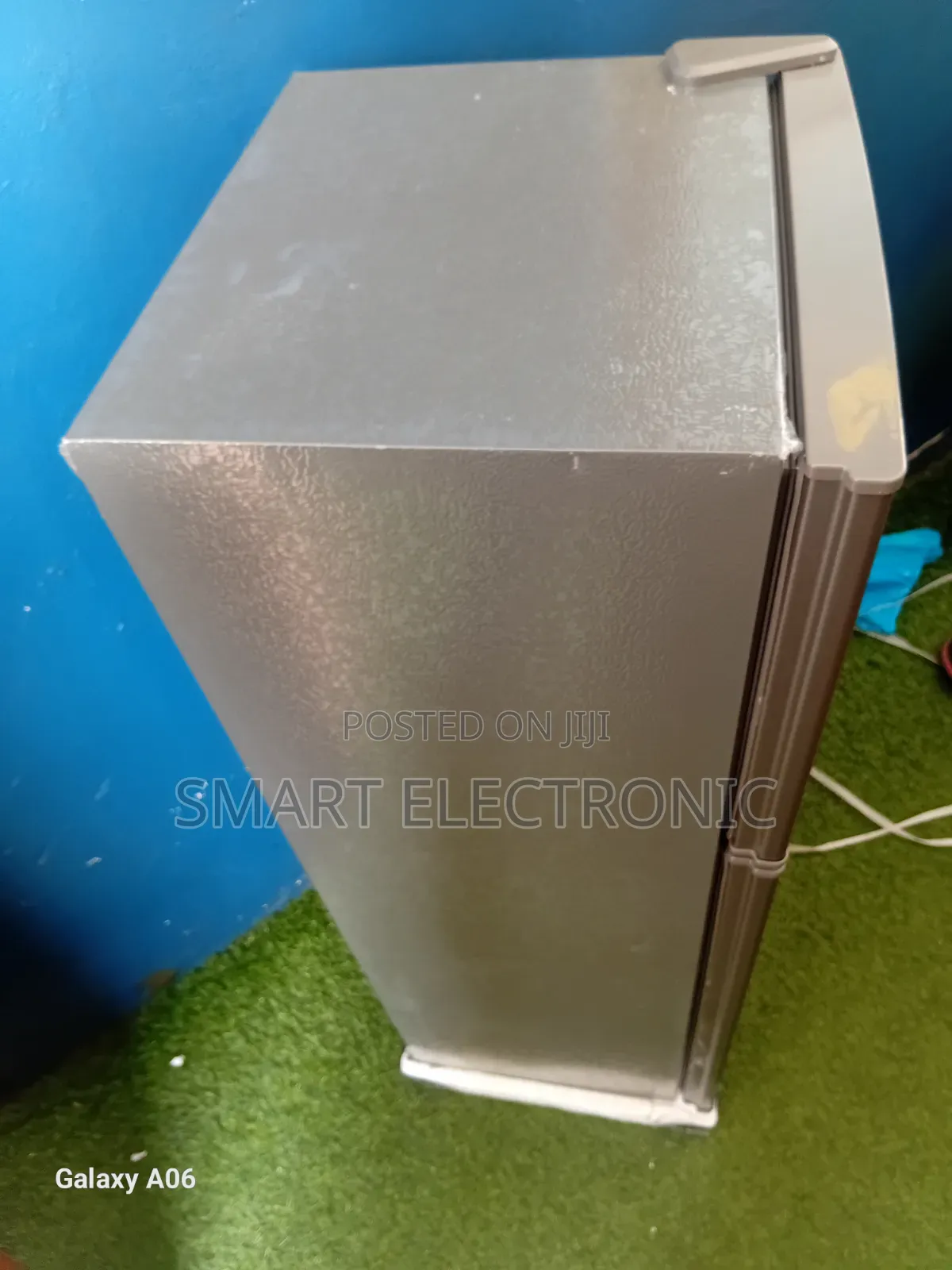 Westpool 80l Refrigerator – Compact Design, Maximum Chill