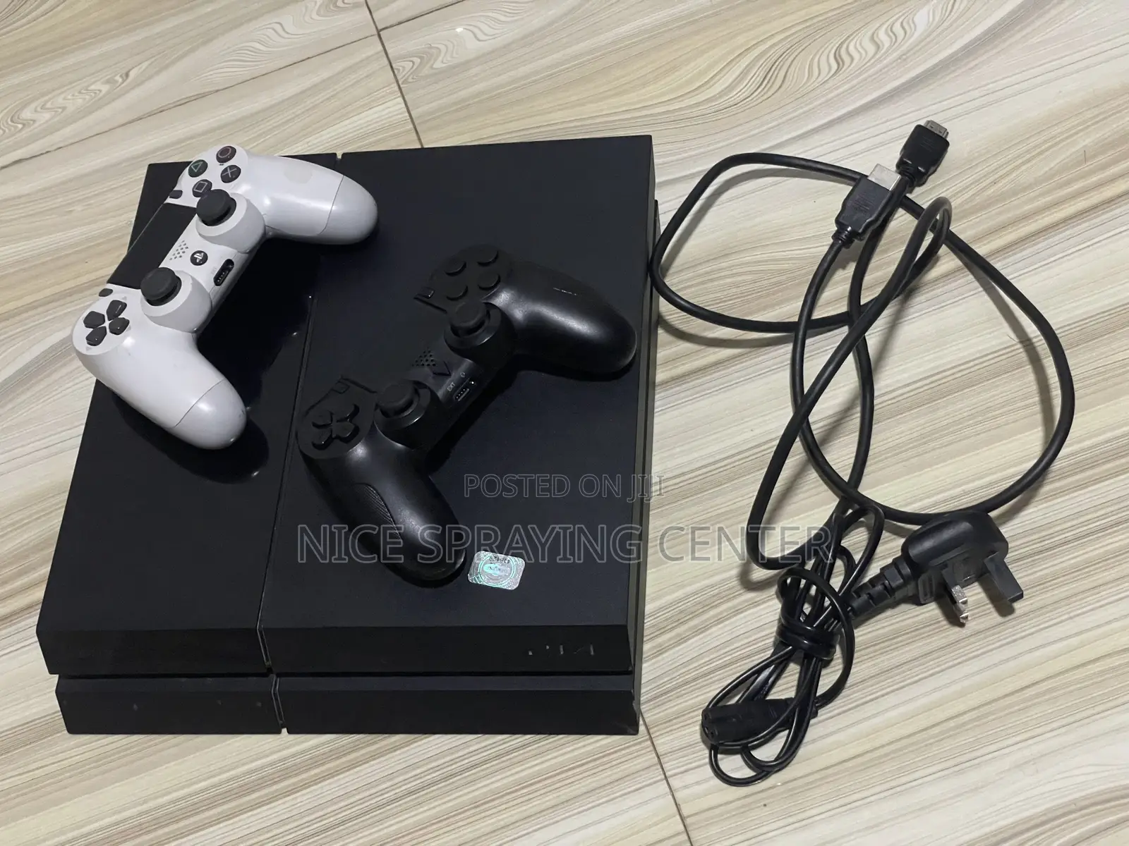 Uk Used Ps4 Jailbreak With Cd With 5 Games, 2 Original Controllers