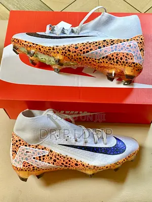 Nike Mid-Anklet Football Boot . Highly Authentic and Tough