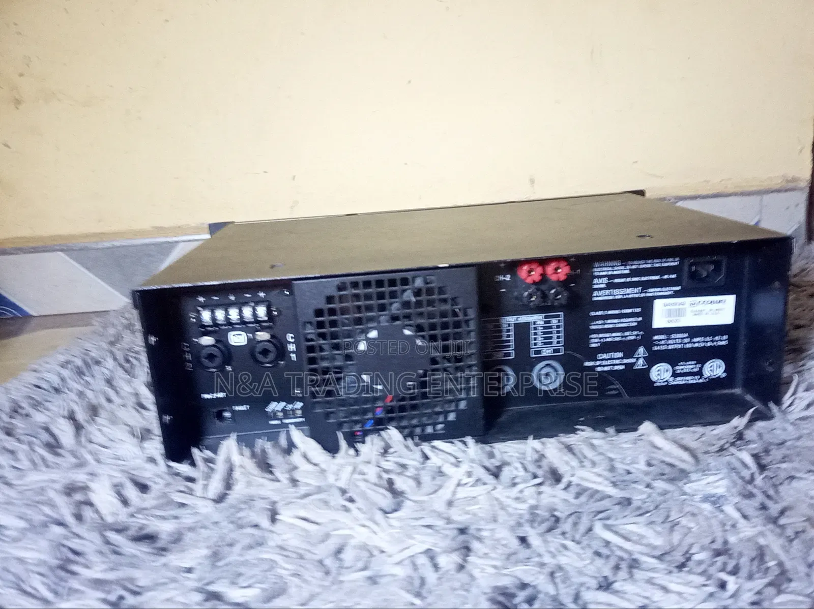 Crown Ce2000 2 Channel Power Amplifier From U.S.A