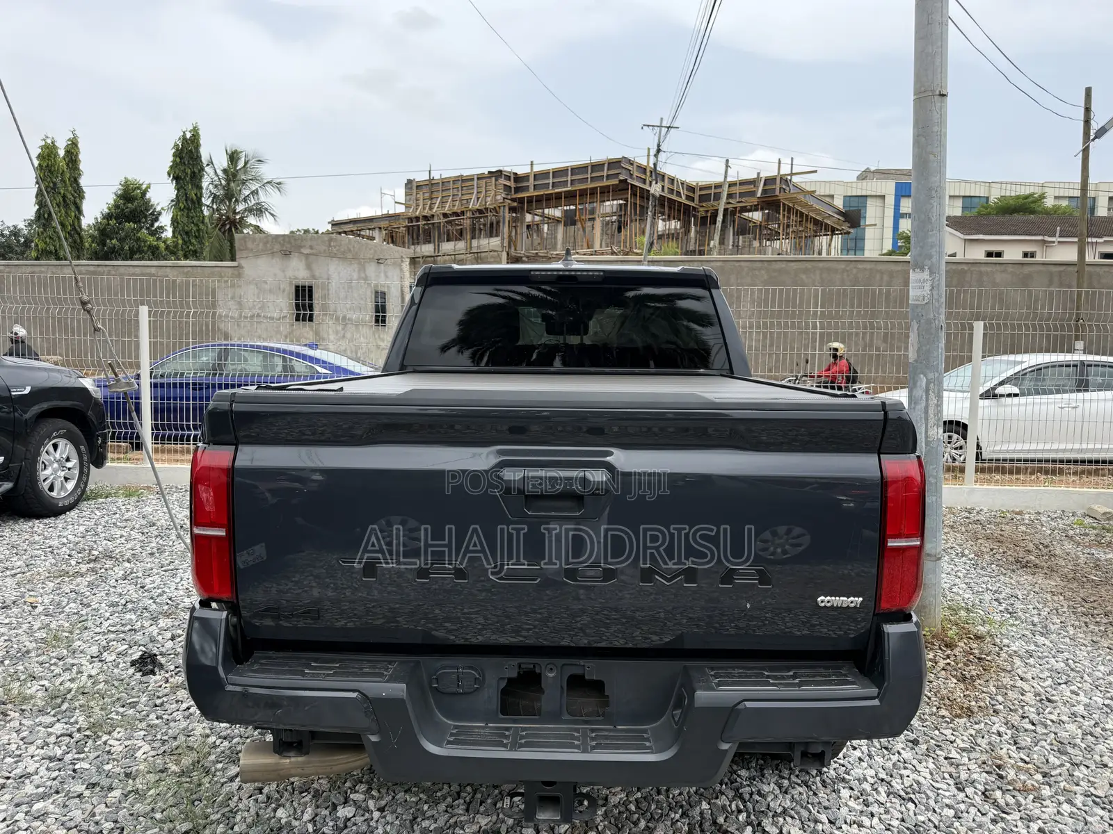 Toyota Tacoma SR5 Double Cab 5' Bed AT 2024 Gray