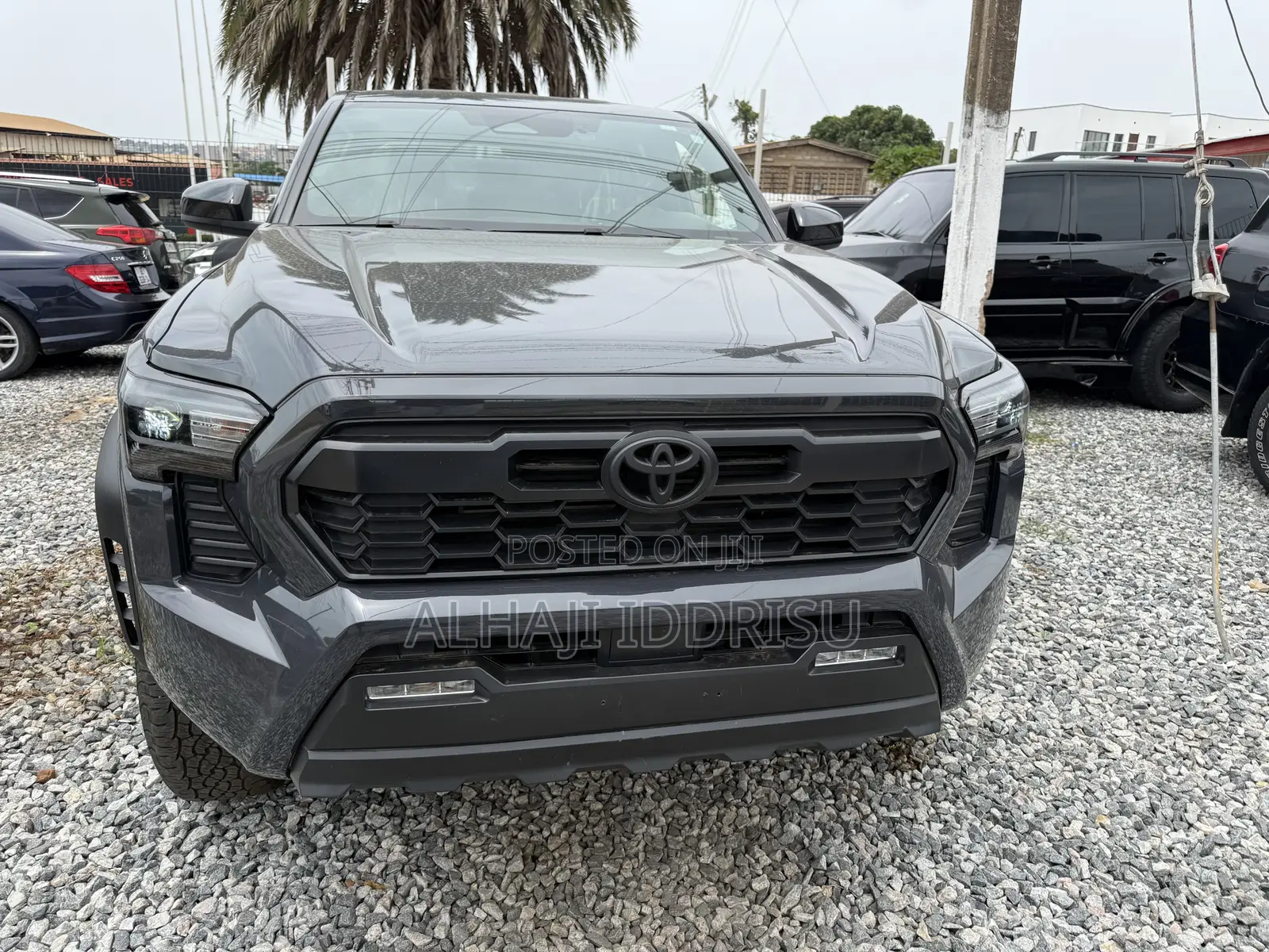 Toyota Tacoma SR5 Double Cab 5' Bed AT 2024 Gray