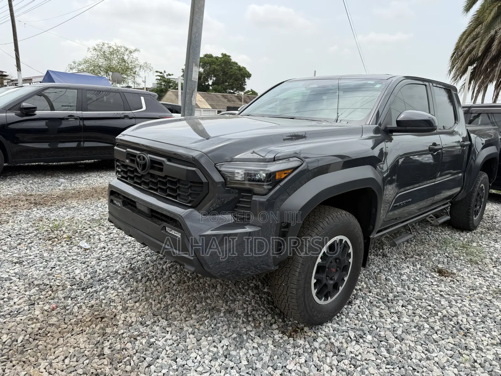 Toyota Tacoma SR5 Double Cab 5' Bed AT 2024 Gray