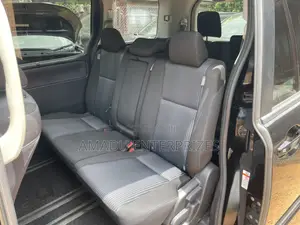 Toyota Noah 2.0 AWD (8 Seater) 2014 Black