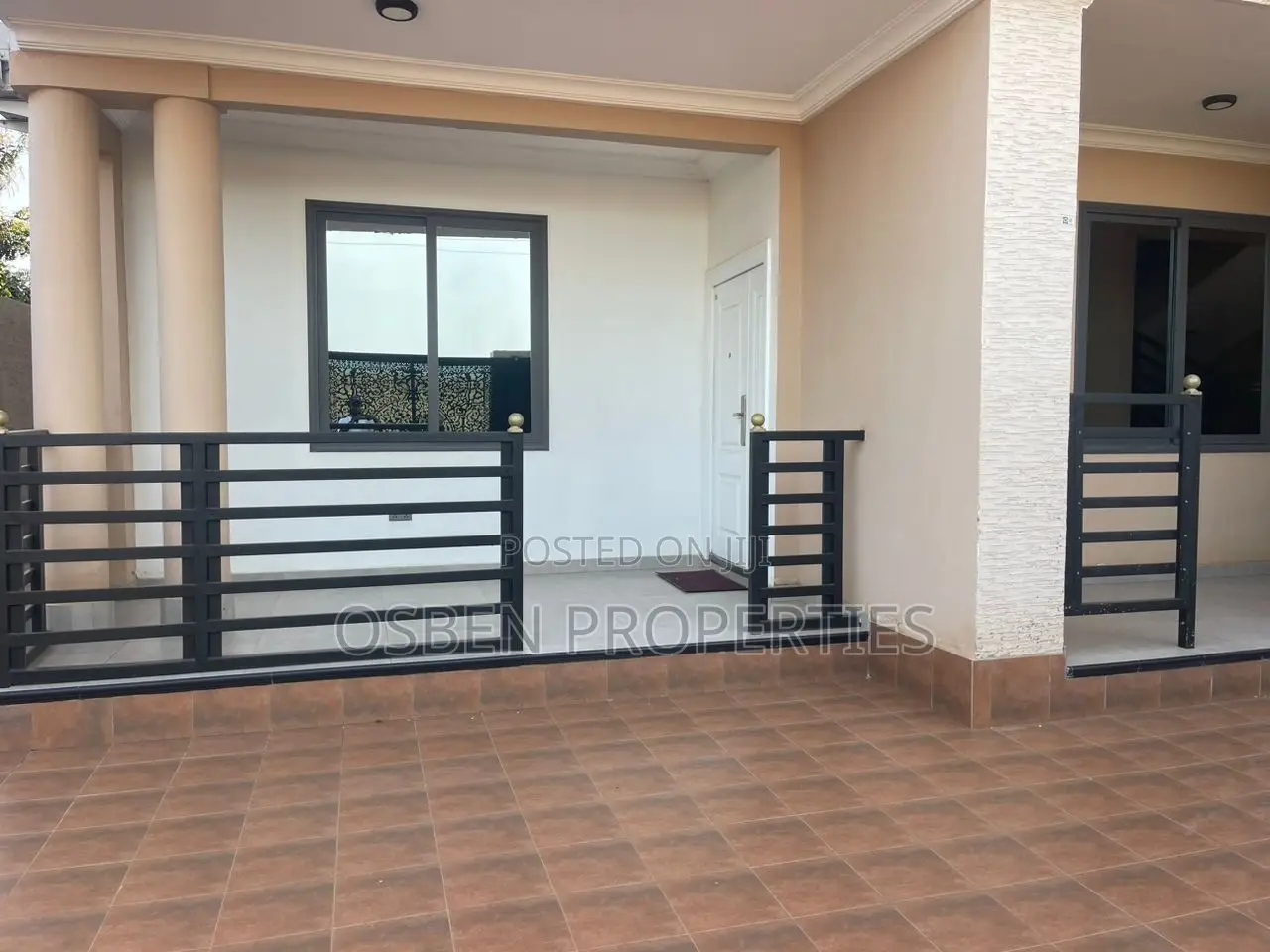 2bdrm Apartment in Osben, Lashibi for rent