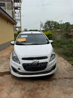 Chevrolet Spark 2LT 2013 White