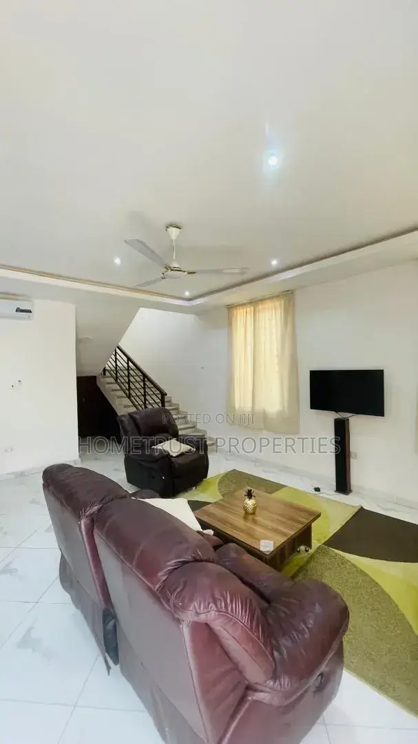 3bdrm Duplex in Achimota Mall Area for rent