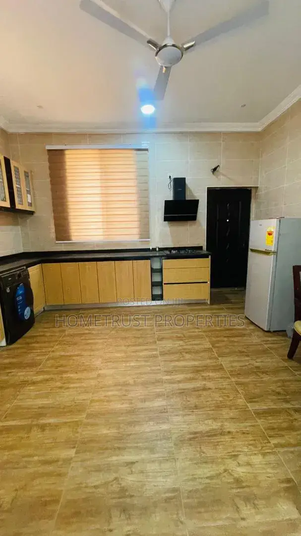 3bdrm Duplex in Achimota Mall Area for rent