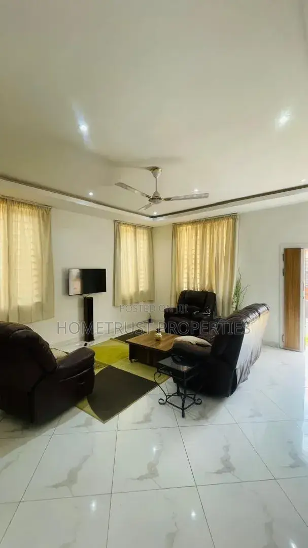 3bdrm Duplex in Achimota Mall Area for rent