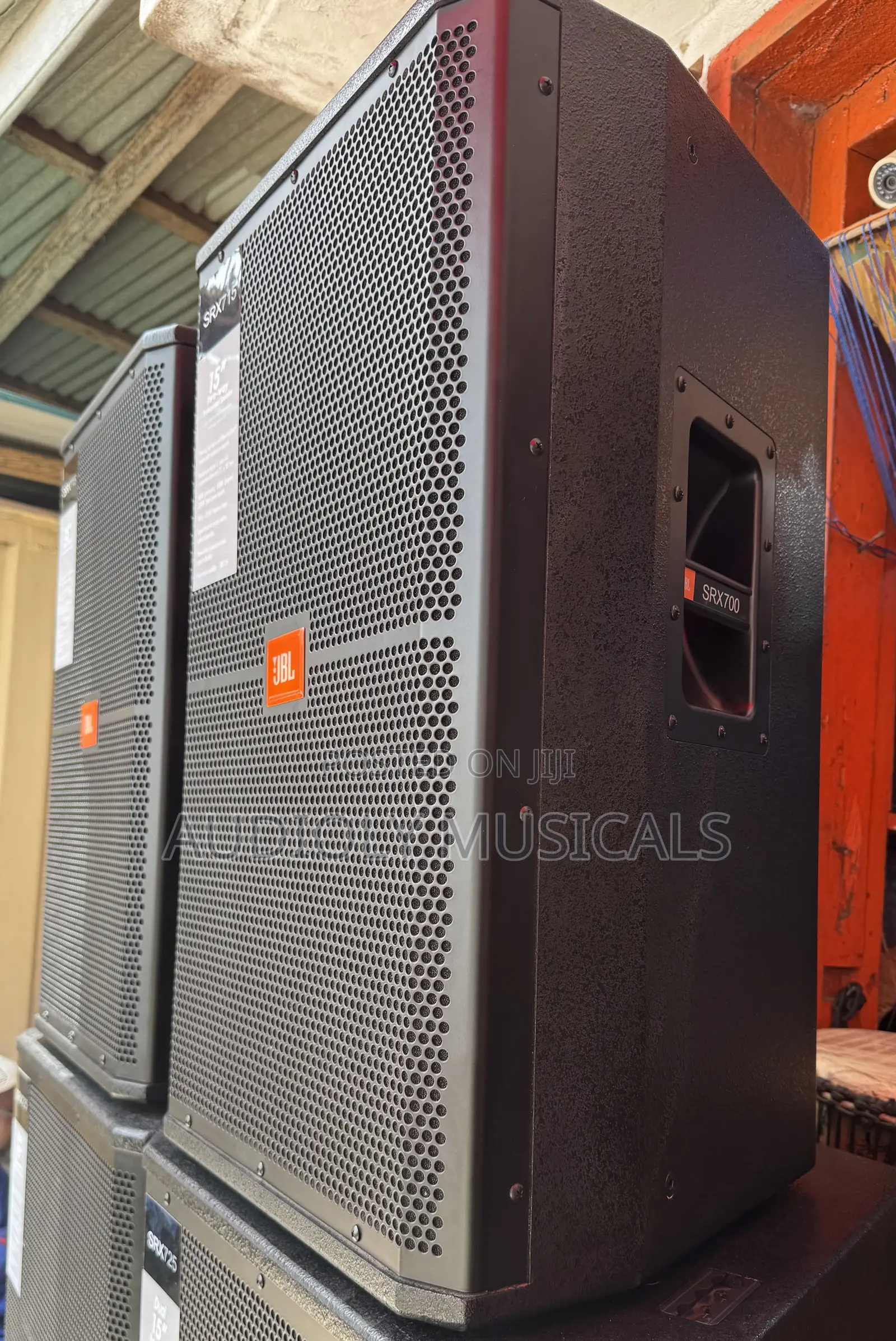 JBL Half Range Speaker